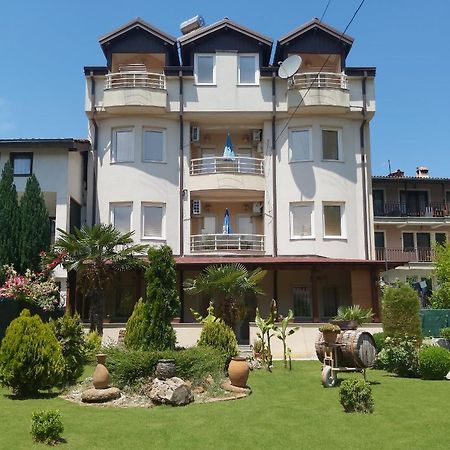 Celus Apartments Ohrid Exterior foto
